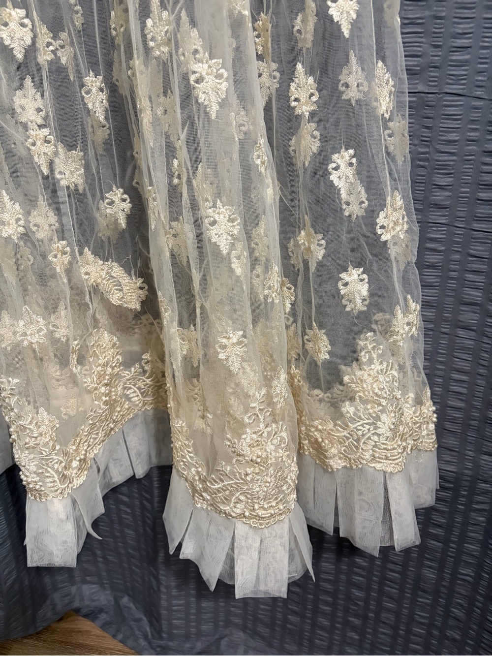 Mona Embroidery Pakistani Sheer Beaded Cream Dress Medium - Picture 4 of 9